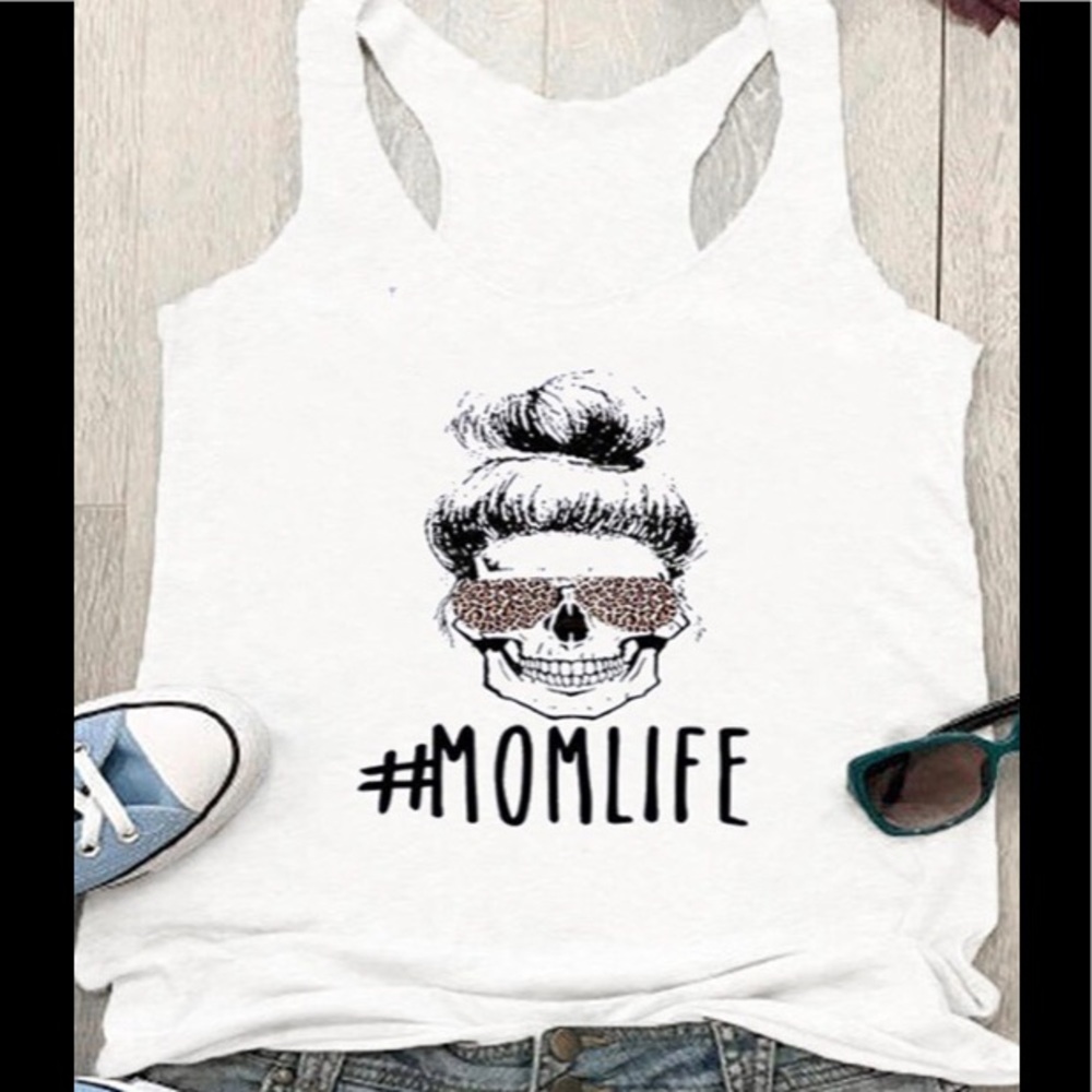 Skeleton Mom's Head #MomLife Leopard Print Sunglasses Tank Top